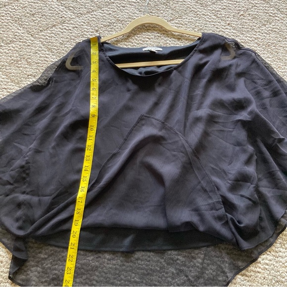 5/$15 Dana Buchman Sheer Black Poncho-style Top Large - Picture 6 of 7